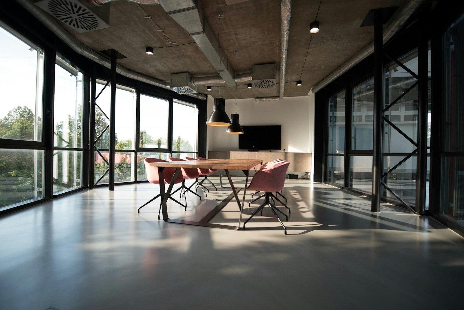 Managed Offices as a Commercial Investment Strategy: The NCR Playbook for 2025–26
